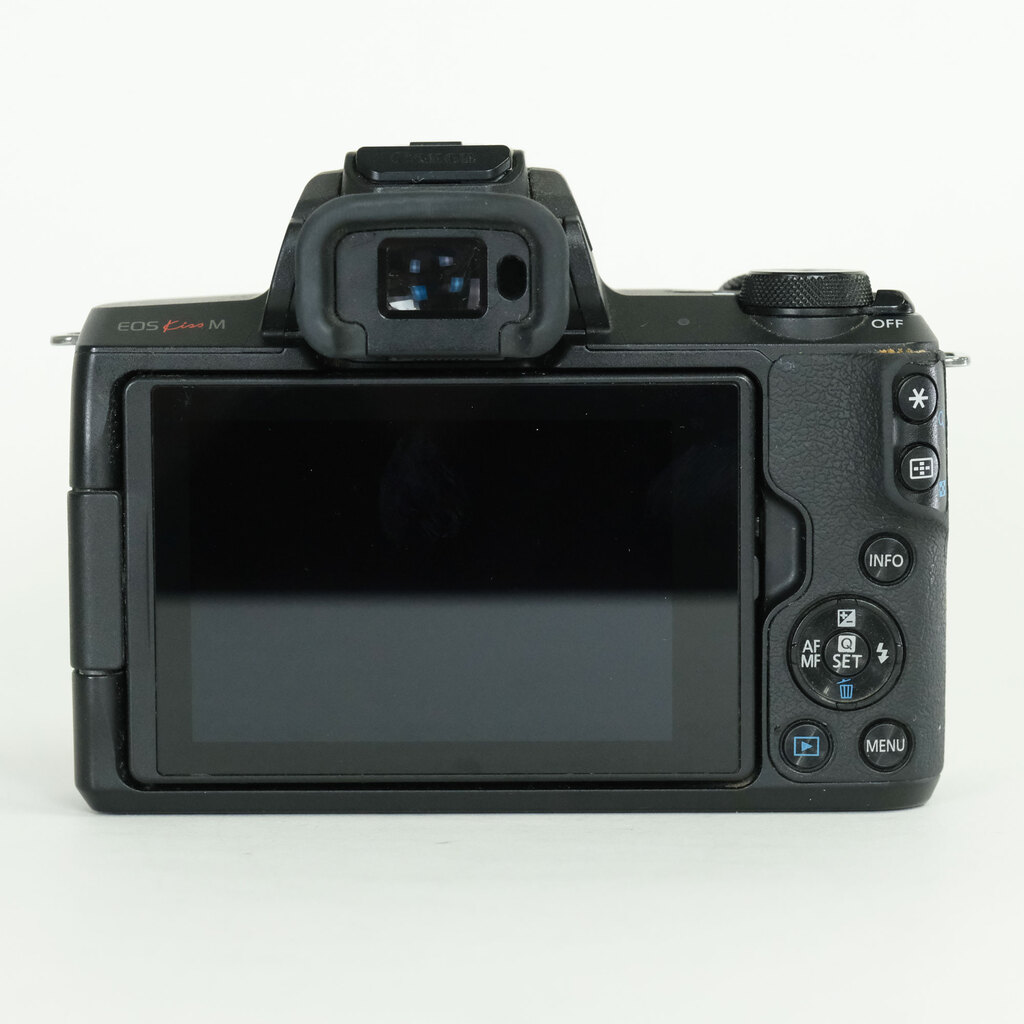 Canon EOS Kiss M Canon EOS Kiss M