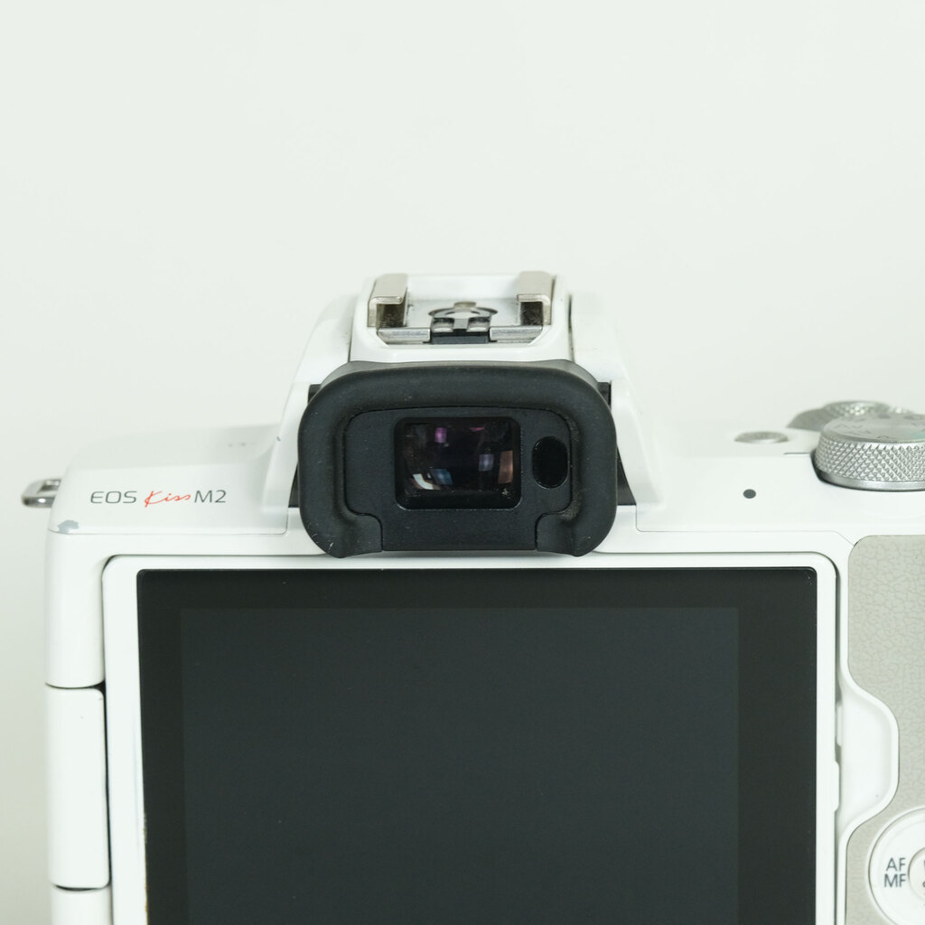 Canon EOS Kiss M2