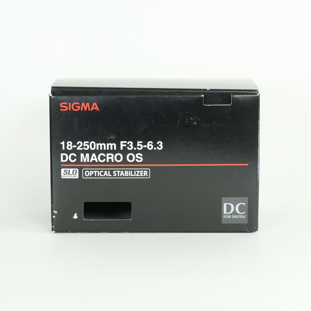 SIGMA 18-250mm F3.5-6.3 DC MACRO OS HSM (キヤノンEF用)