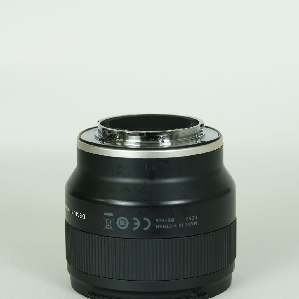 TAMRON 20mm F/2.8 Di III OSD M1:2 (Model F050) [ソニーE用]