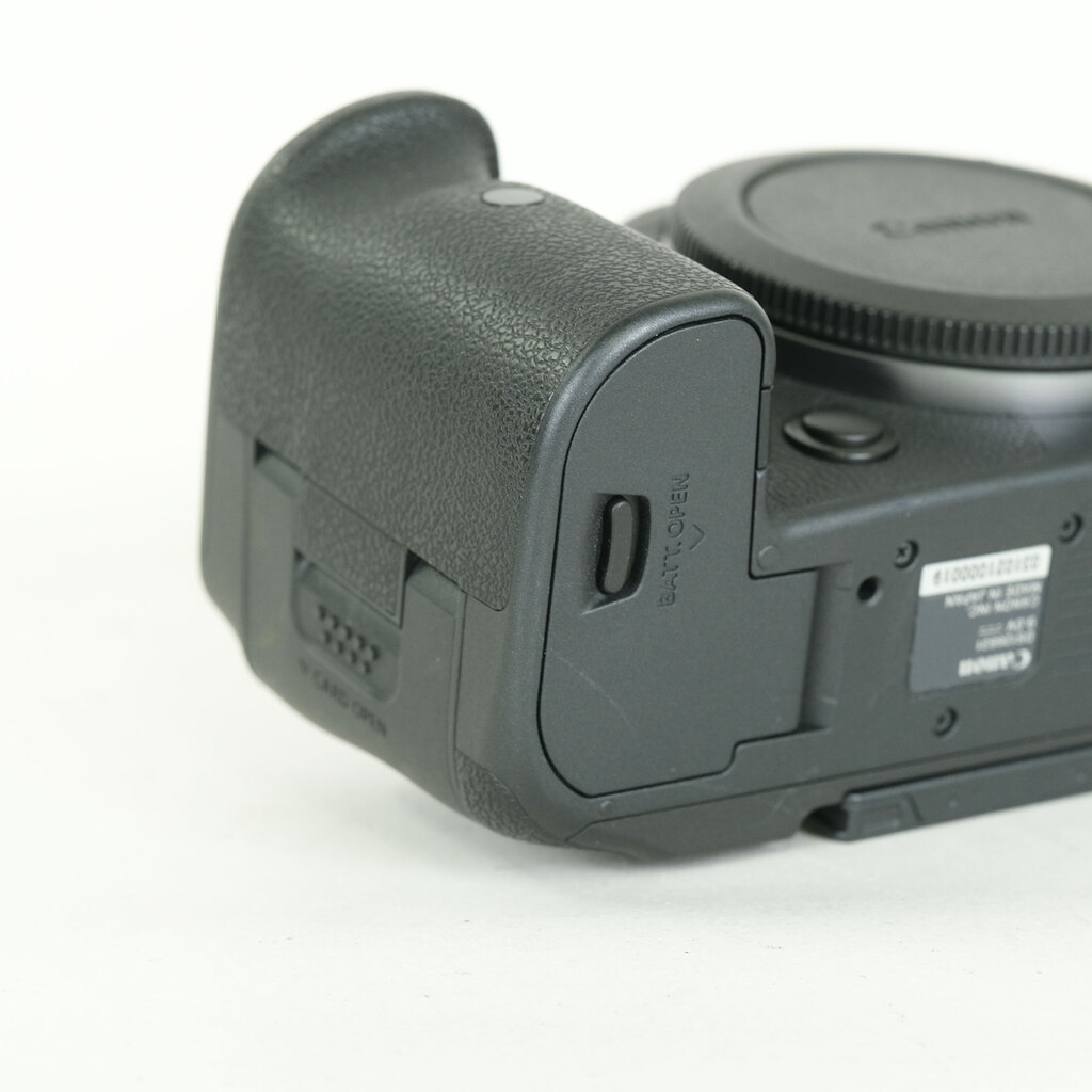 Canon EOS R5