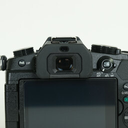 Panasonic LUMIX DMC-G8