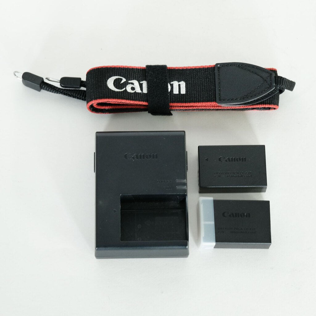 Canon EOS M6 Canon EOS M6