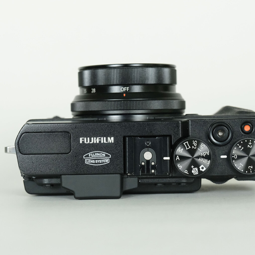 FUJIFILM X30 ブラック FUJIFILM X30 ブラック