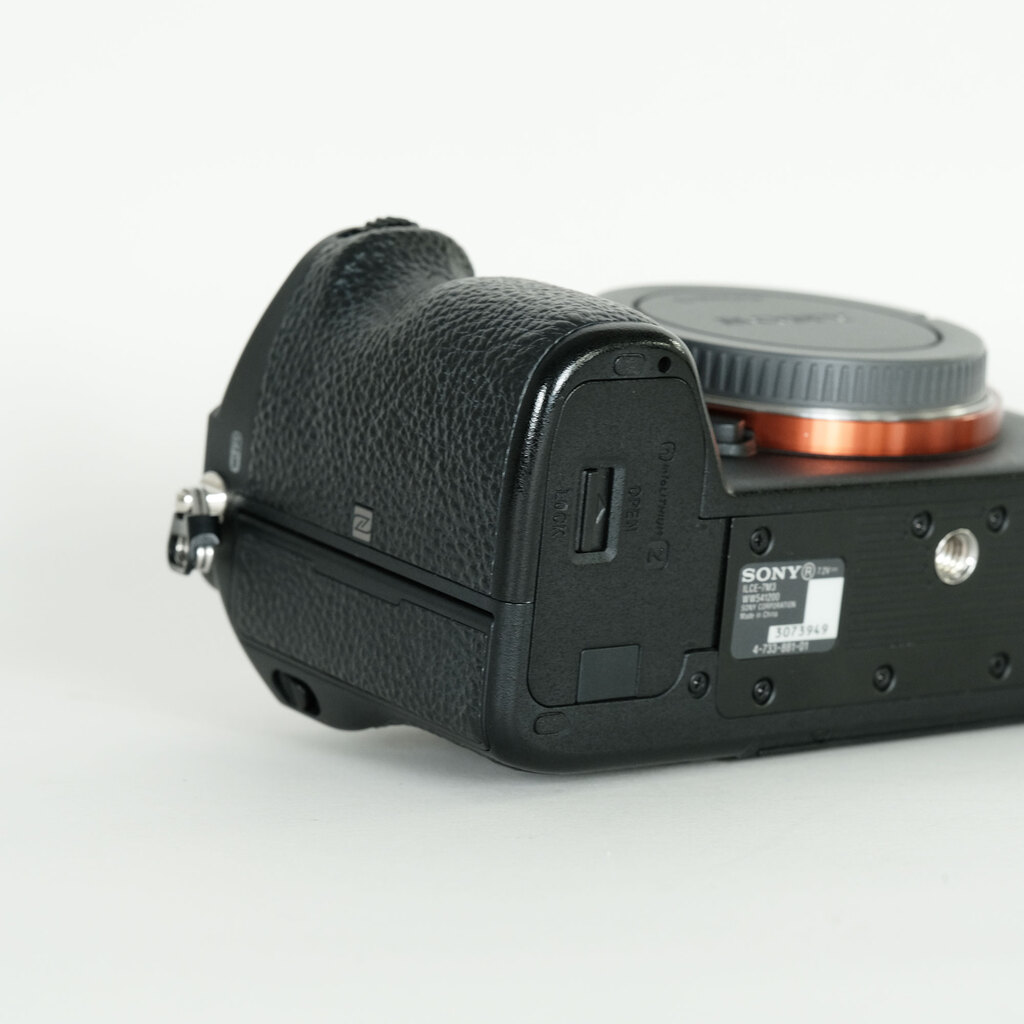 SONY α7 III（ILCE-7M3）