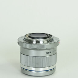 OLYMPUS M.ZUIKO DIGITAL 45mm F1.8