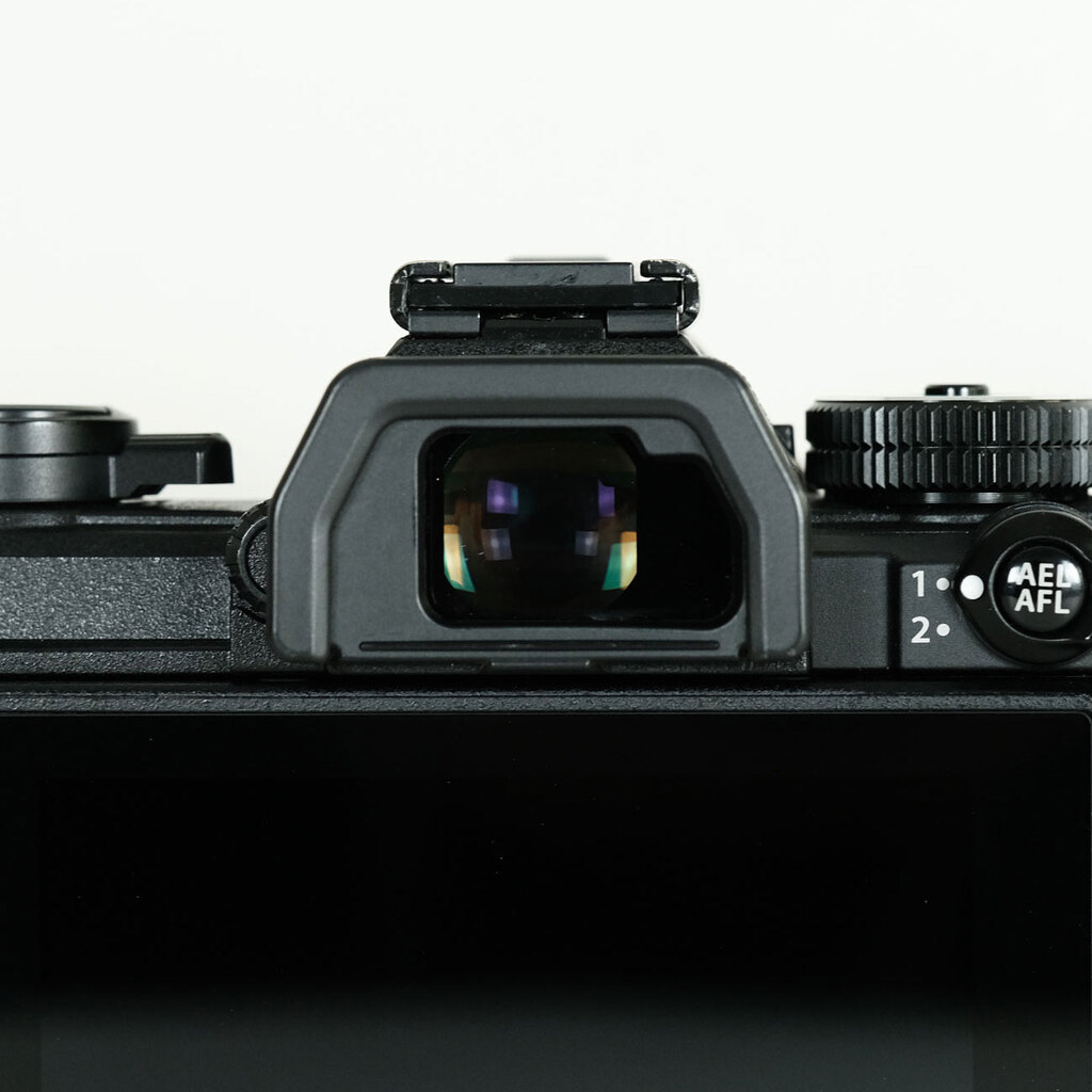 OLYMPUS OM-D E-M5 Mark III