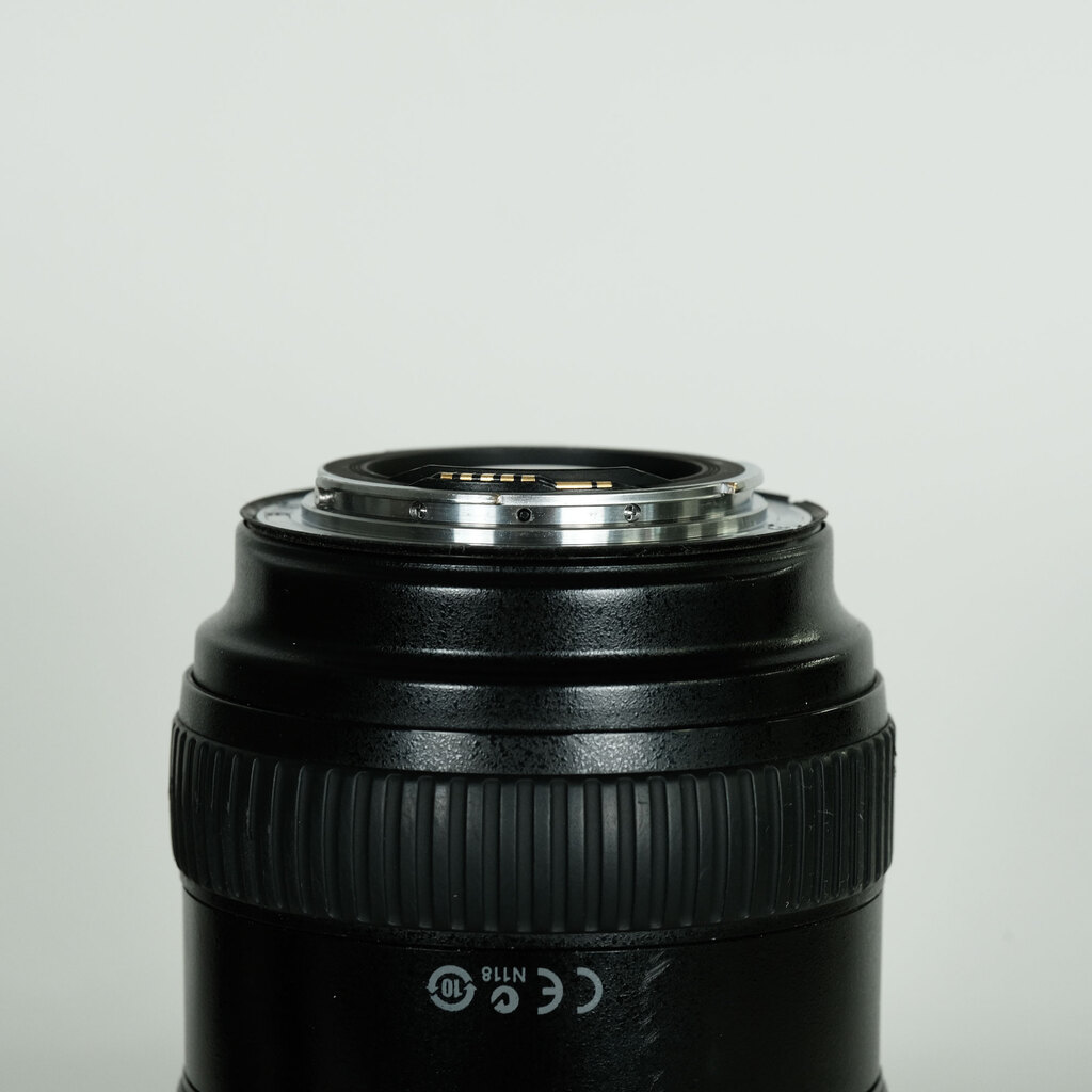 Canon EF24-70mm F2.8L USM Canon EF24-70mm F2.8L USM