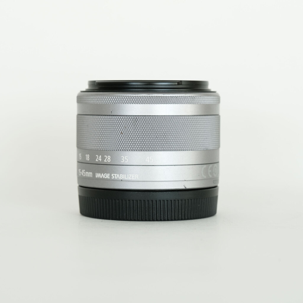 Canon EF-M15-45mm F3.5-6.3 IS STM
