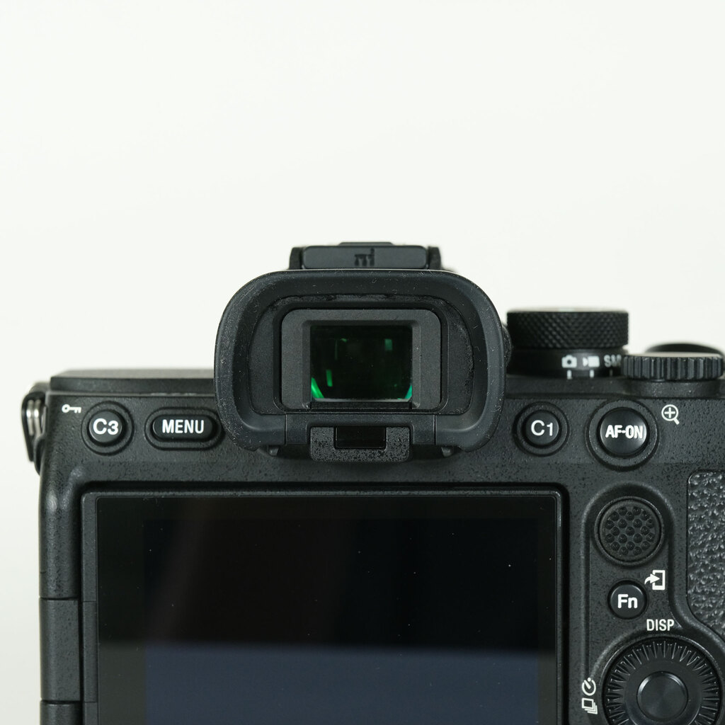SONY α7 IV(ILCE-7M4) SONY α7 IV(ILCE-7M4)