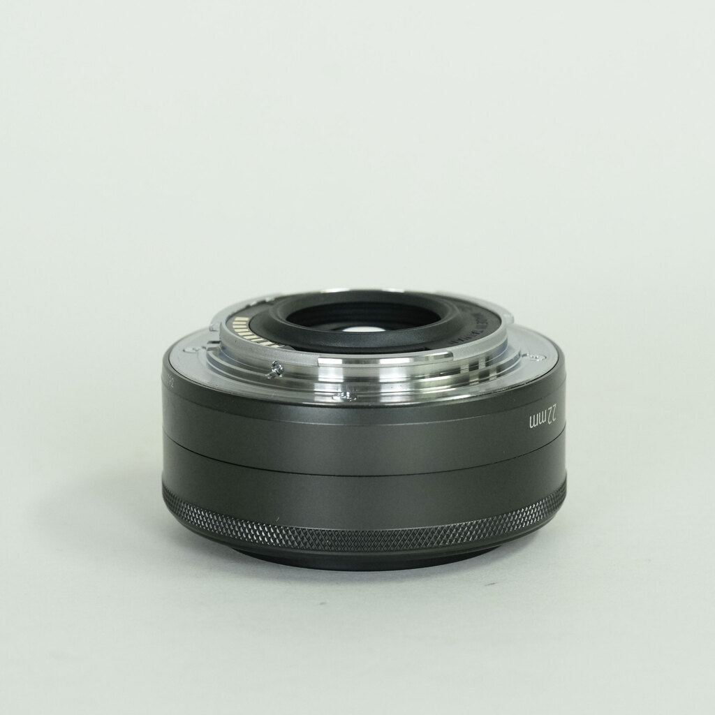 Canon EF-M22mm F2 STM Canon EF-M22mm F2 STM