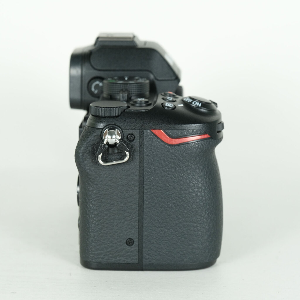 Nikon Z50II [�{�f�B]