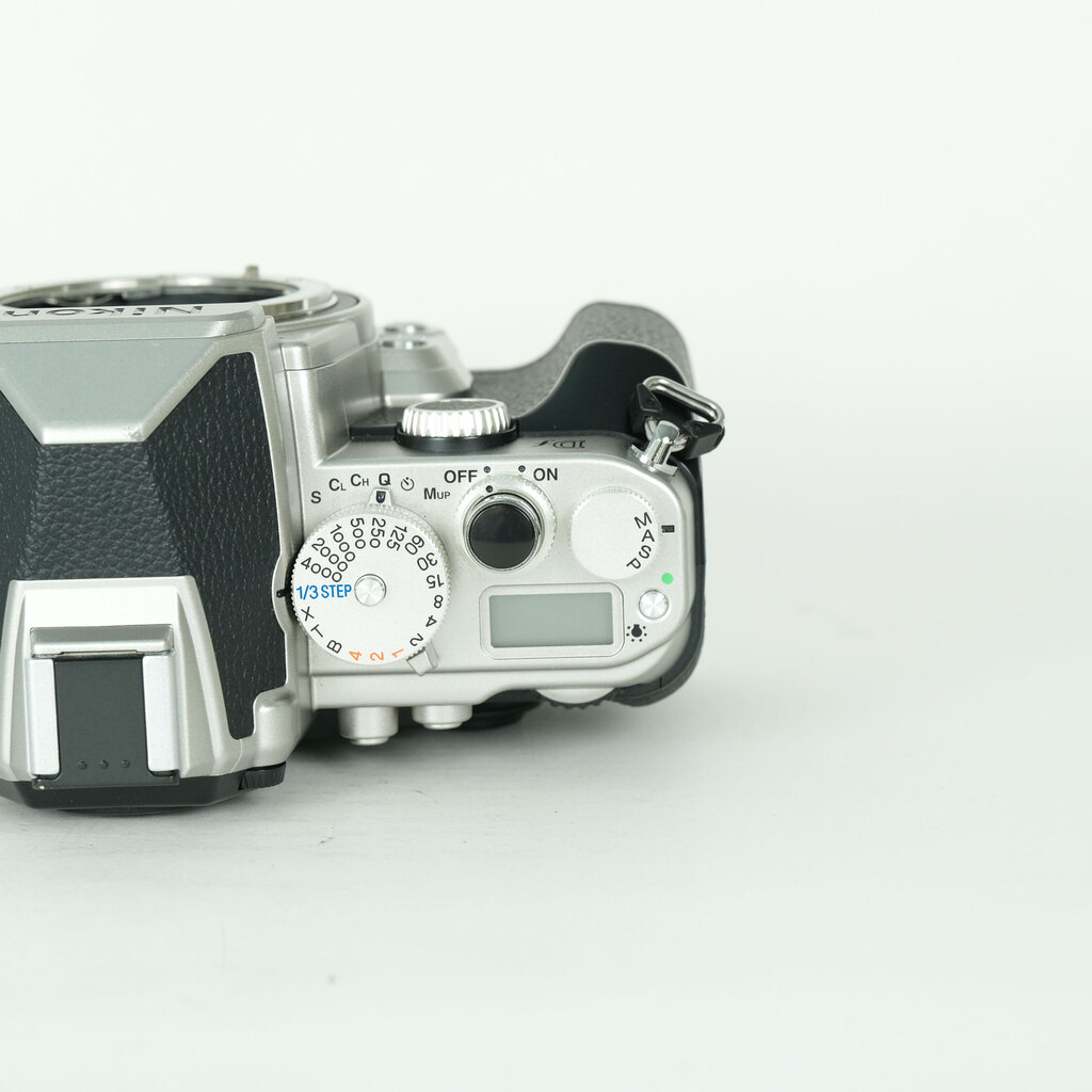 Nikon Dfの出品 | ONE SCENE（ワンシーン）