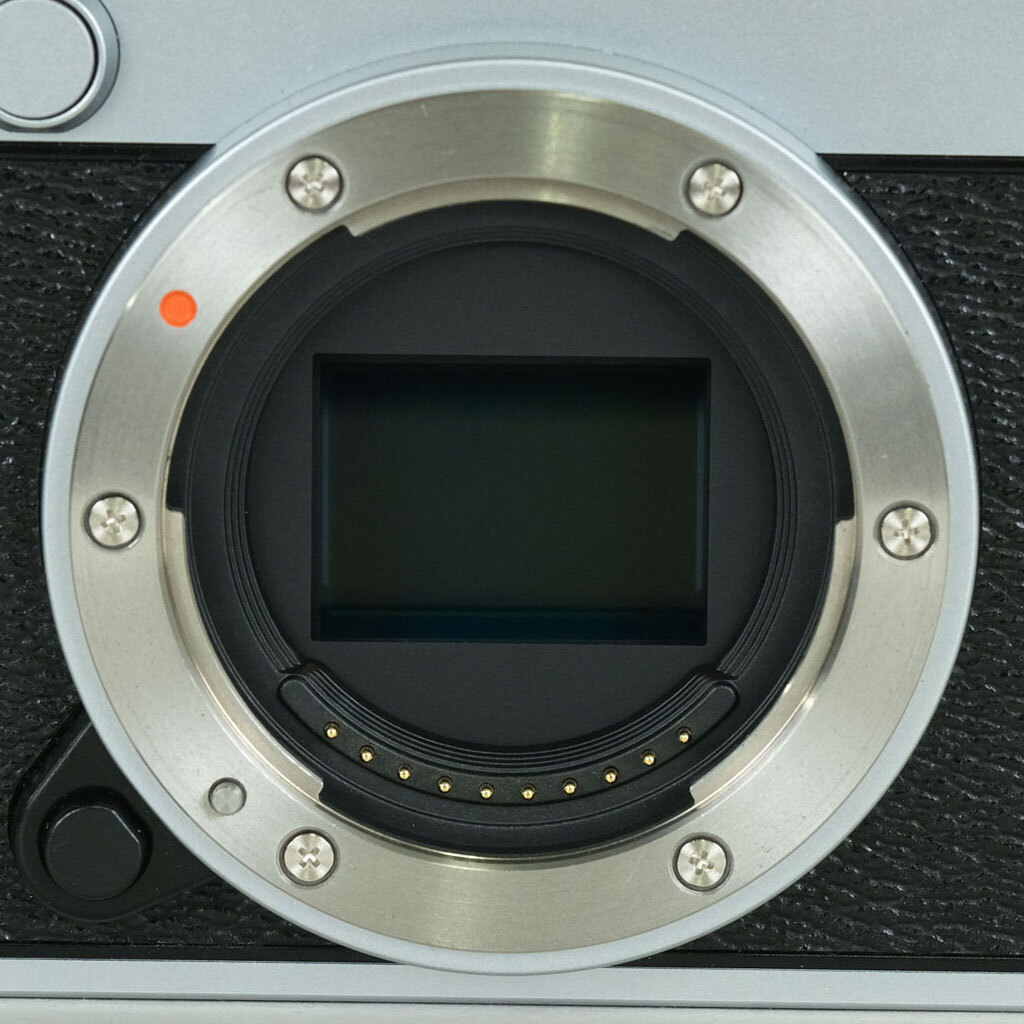 FUJIFILM X-E5