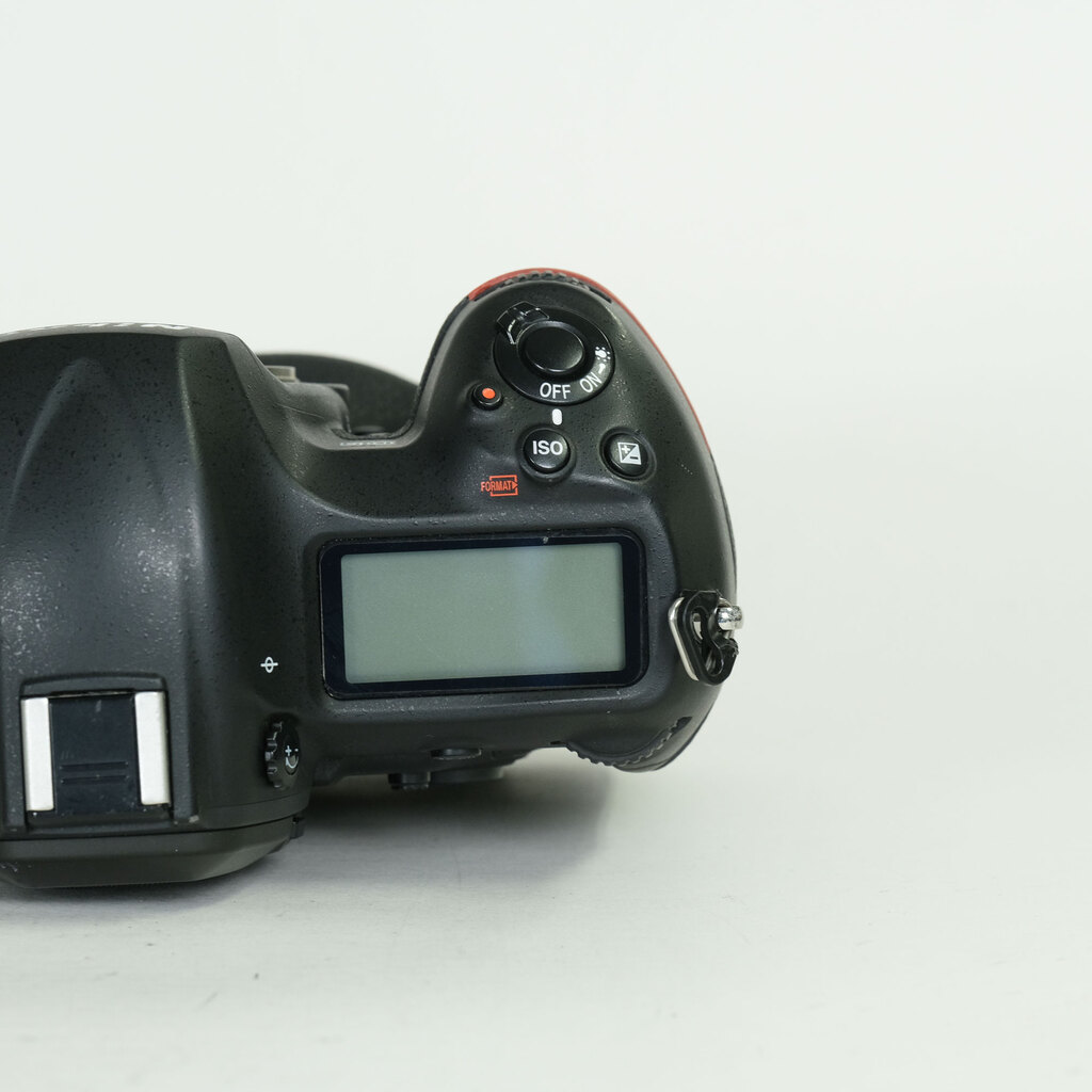 Nikon D5