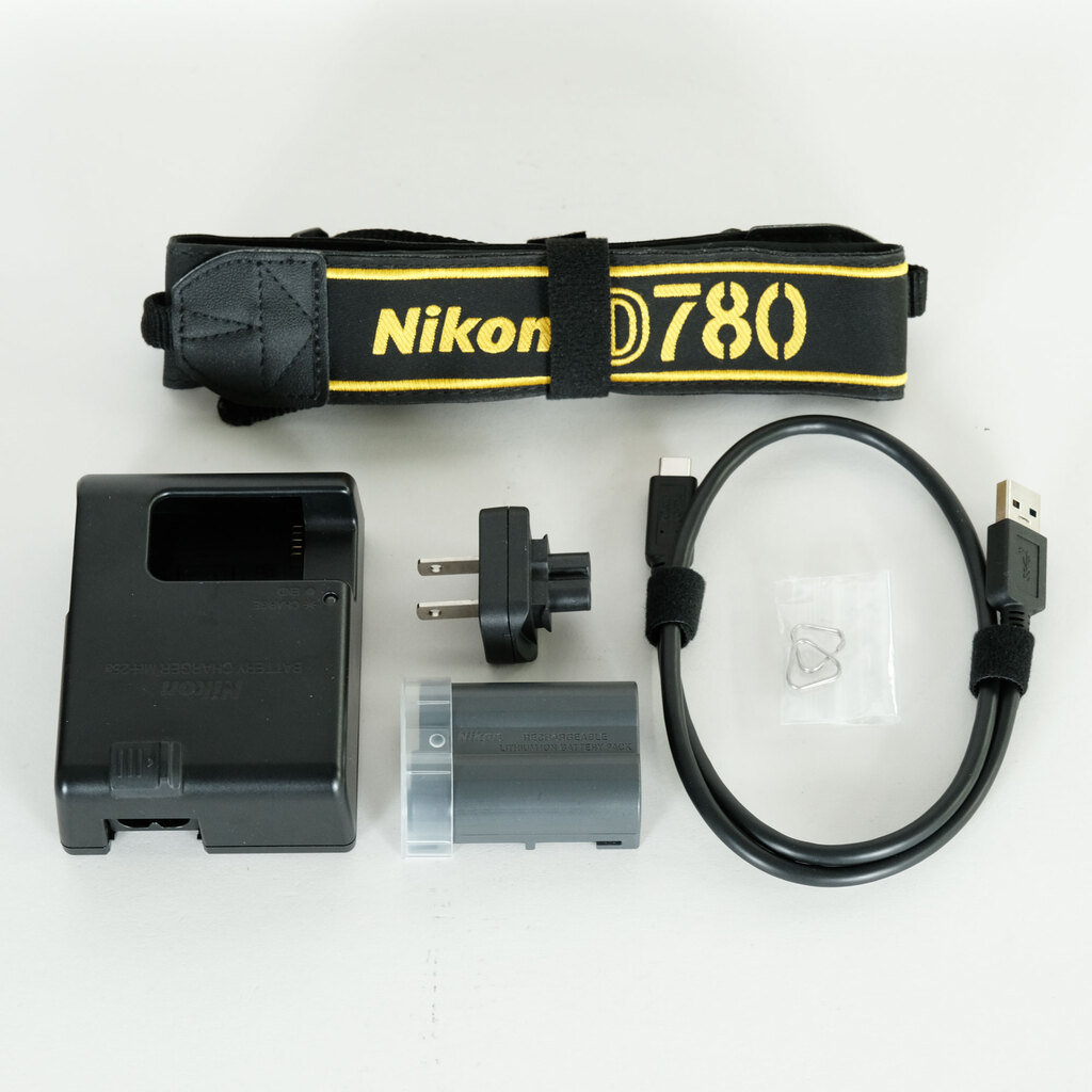 Nikon D780