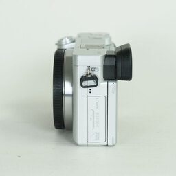 SONY α6400(ILCE-6400) SONY α6400(ILCE-6400)