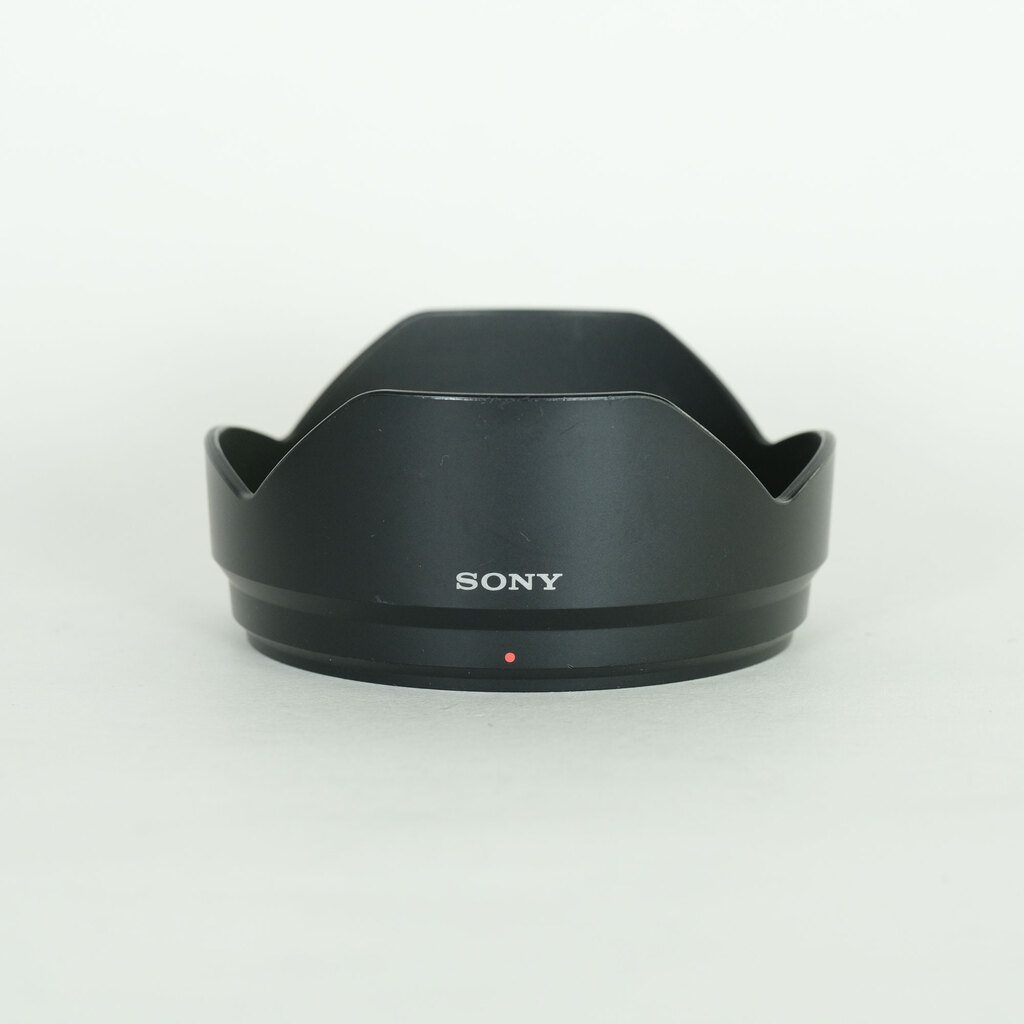 SONY E 10-18mm F4 OSS SEL1018
