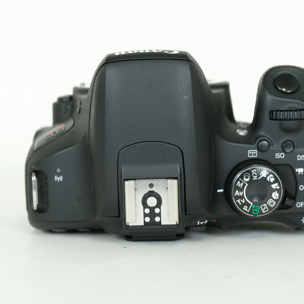 Canon EOS Kiss X9i