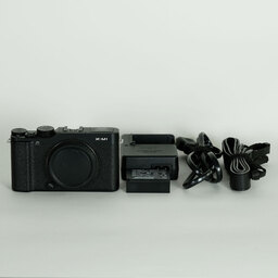 FUJIFILM X-M1 ボディ ブラック