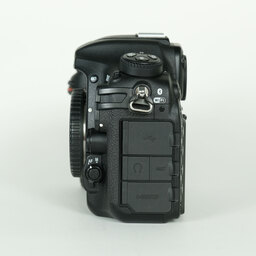 Nikon D500