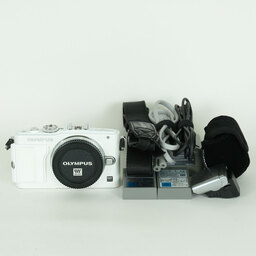 OLYMPUS PEN Lite E-PL6 ボディ ホワイト OLYMPUS PEN Lite E-PL6 ボディ ホワイト