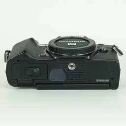 OLYMPUS OM-D E-M5 Mark III