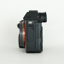 SONY α7 III（ILCE-7M3）