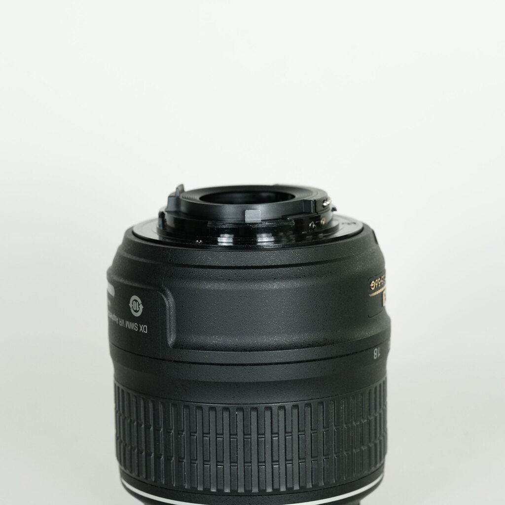 Nikon AF-S DX NIKKOR 18-55mm F3.5-5.6 G VR