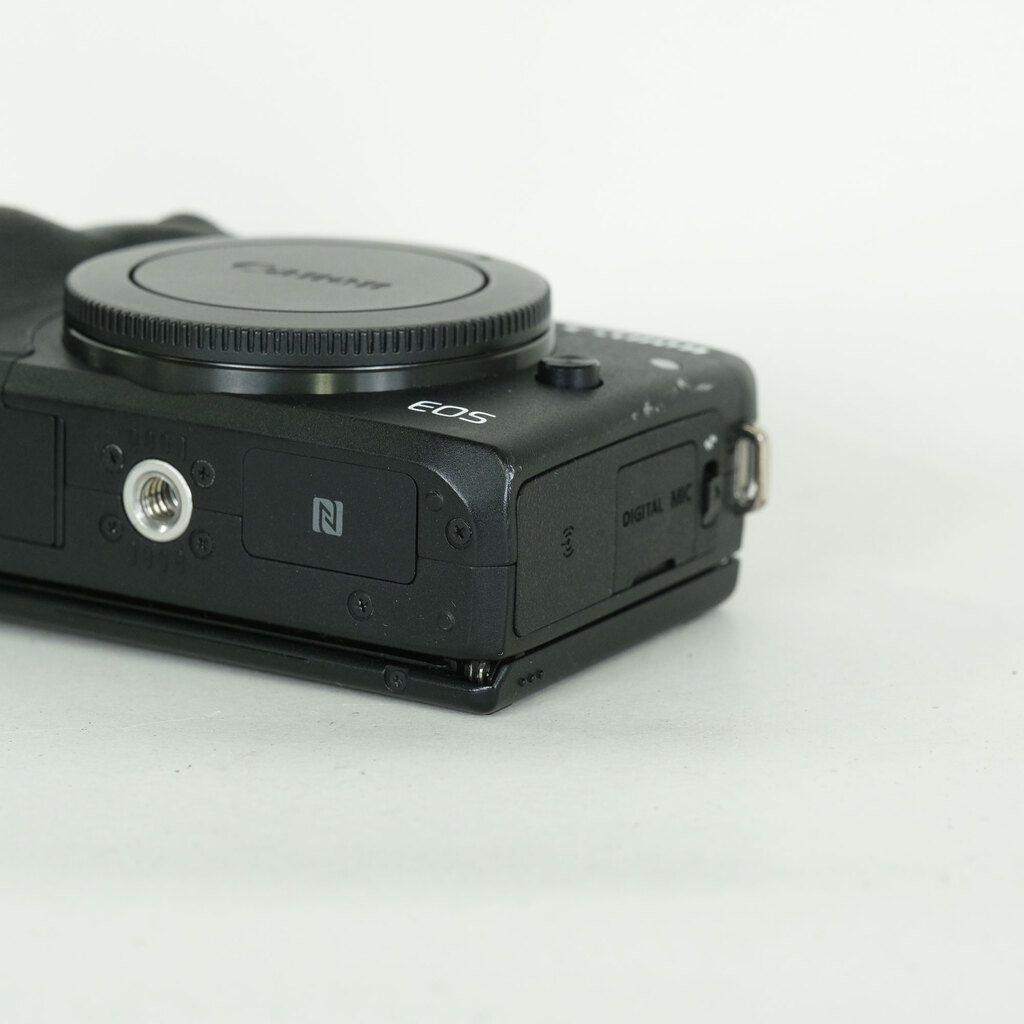 Canon EOS M3 ボディ ブラック