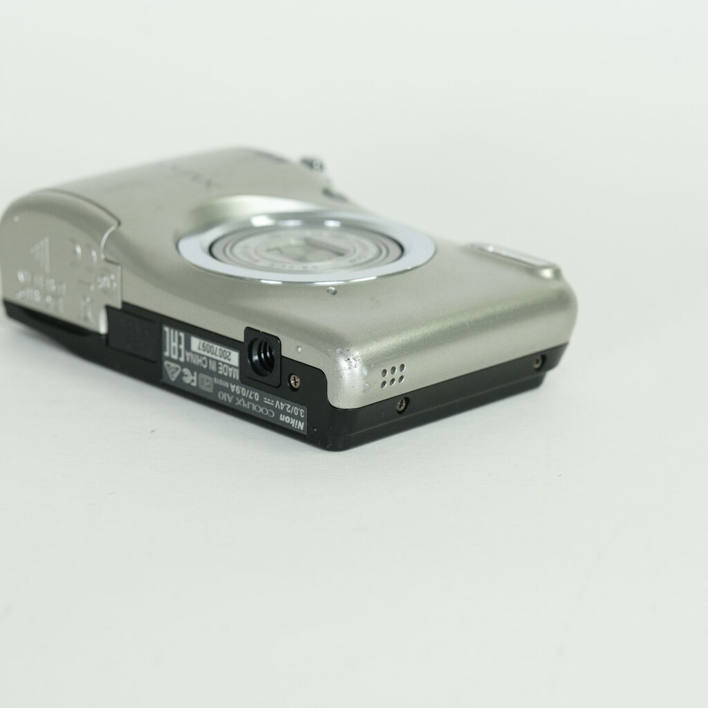 Nikon COOLPIX A10 シルバー