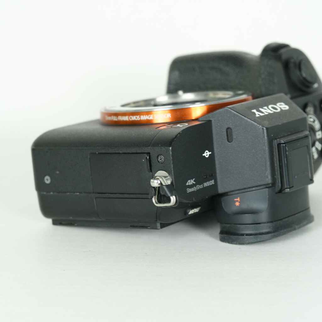 SONY α7S II（ILCE-7SM2）の出品 | ONE SCENE（ワンシーン）