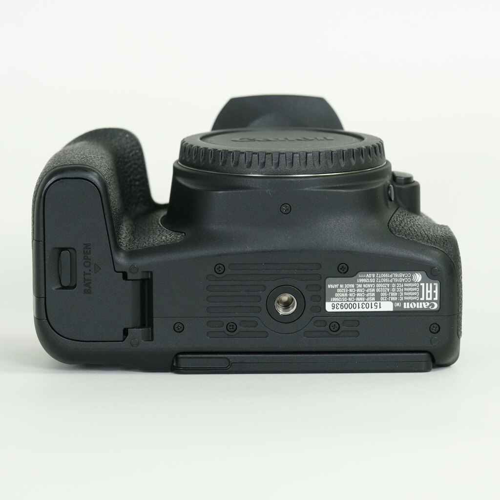 Canon EOS Kiss X9i