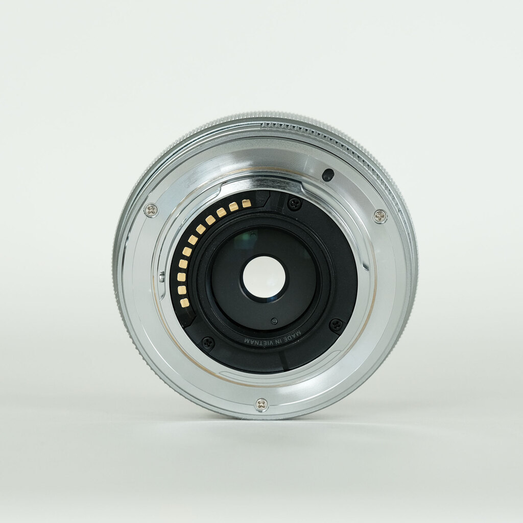 OLYMPUS M.ZUIKO DIGITAL ED 14-42mm F3.5-5.6 EZ シルバー OLYMPUS M.ZUIKO DIGITAL ED 14-42mm F3.5-5.6 EZ シルバー