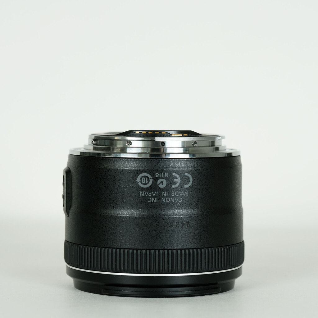 Canon EF28mm F2.8 IS USM Canon EF28mm F2.8 IS USM