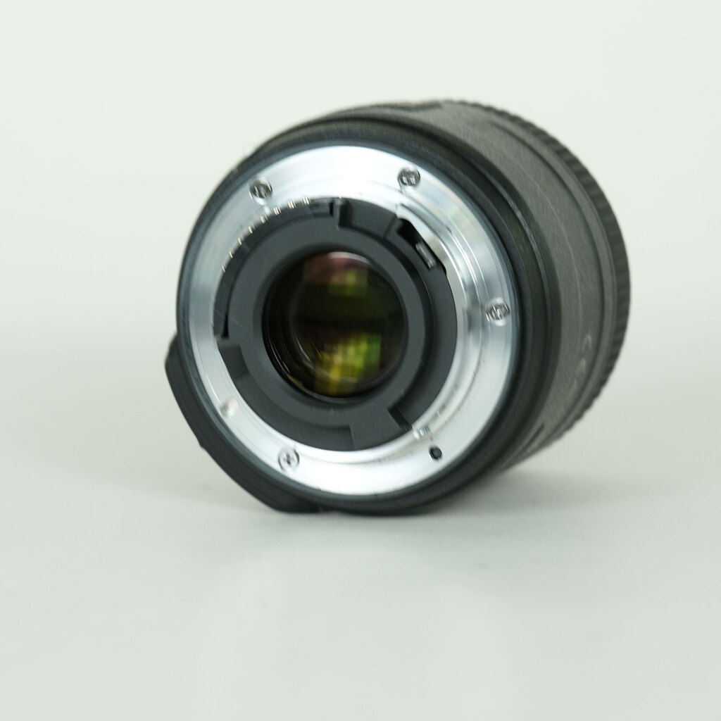 Nikon AF-S DX Micro NIKKOR 40mm f/2.8Gの出品 | ONE SCENE（ワンシーン）