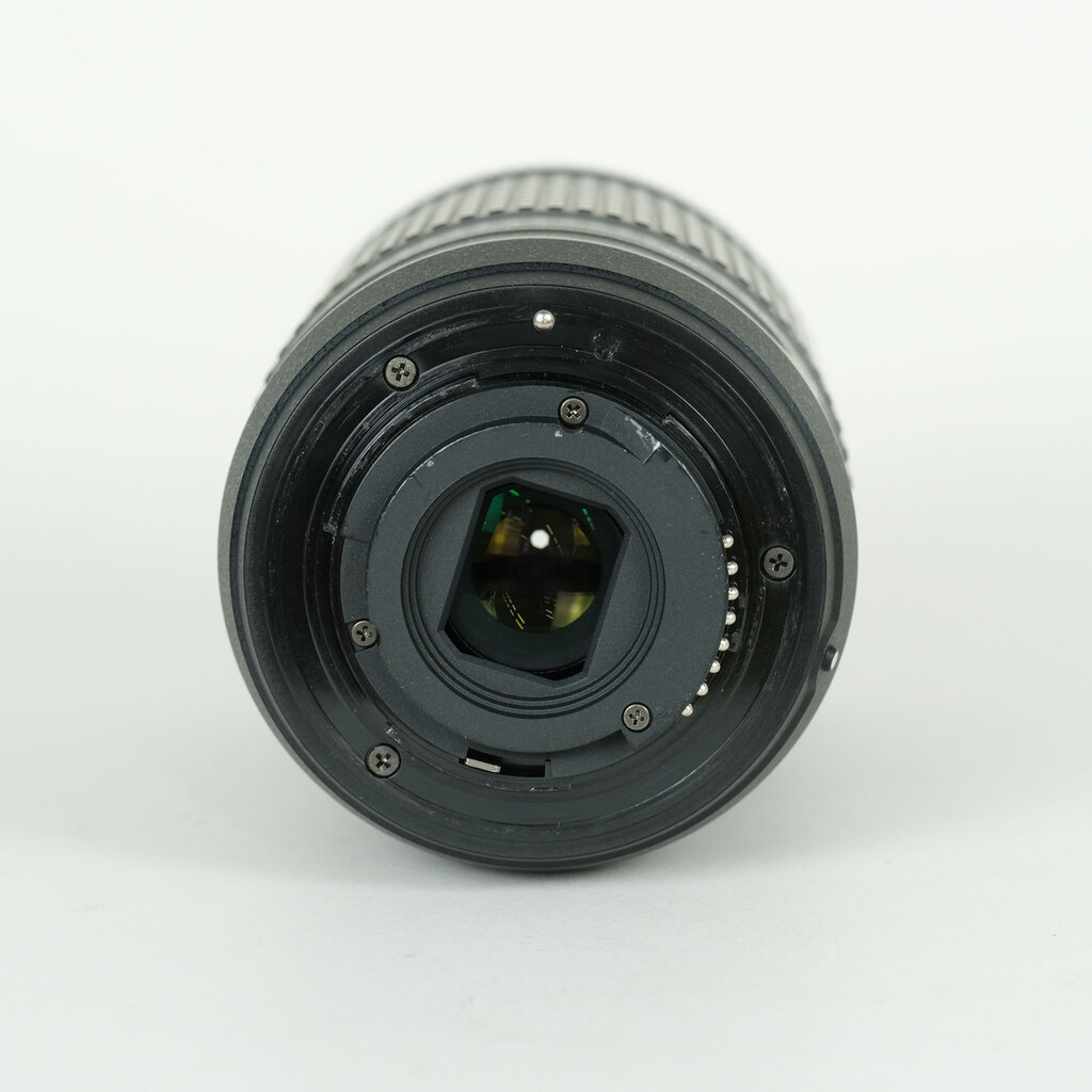 Nikon AF-P DX NIKKOR 70-300mm f/4.5-6.3G ED VR Nikon AF-P DX NIKKOR 70-300mm f/4.5-6.3G ED VR