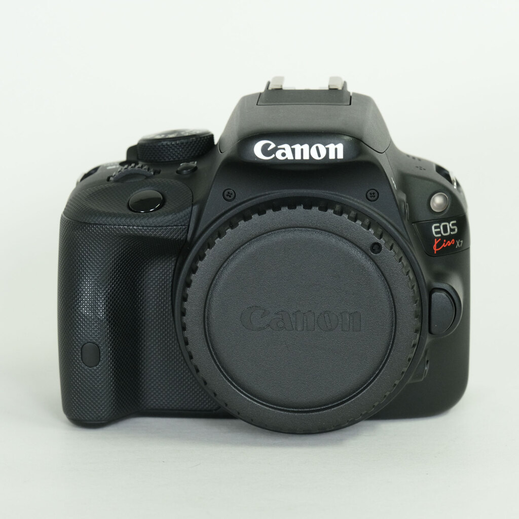 Canon EOS Kiss X7