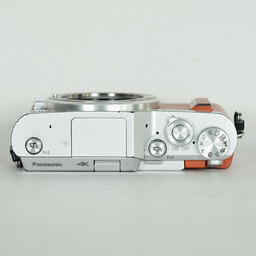 Panasonic LUMIX DC-GF10 ボディ オレンジ