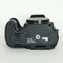 SONY α77IIボディ ILCA-77M2