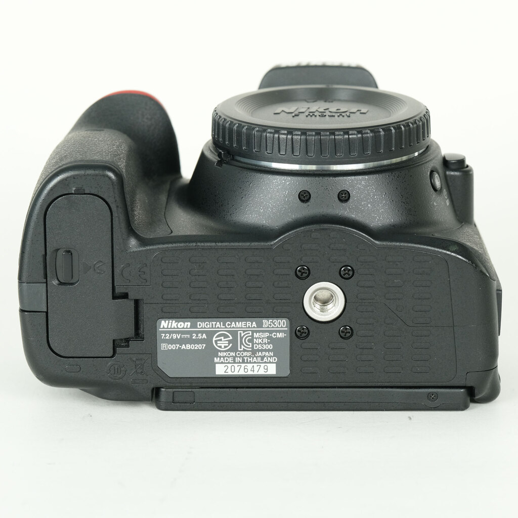 Nikon D5300の出品 | ONE SCENE（ワンシーン）