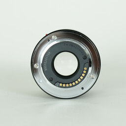 Panasonic LUMIX G 42.5mm / F1.7 ASPH. / POWER O.I.S.