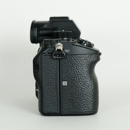 SONY α7 III（ILCE-7M3）