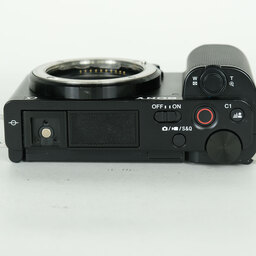 SONY VLOGCAM ZV-E10