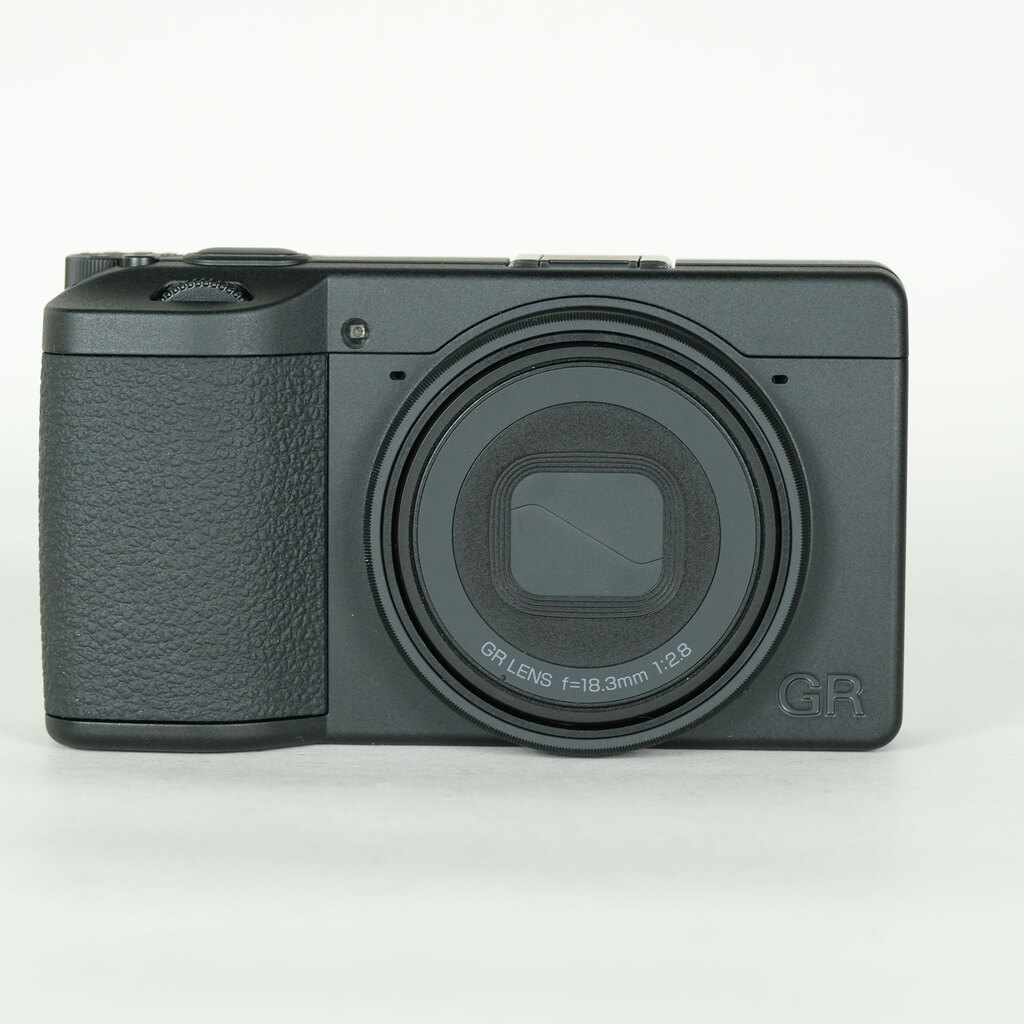RICOH GR IV Monochromeの出品 | ONE SCENE（ワンシーン）