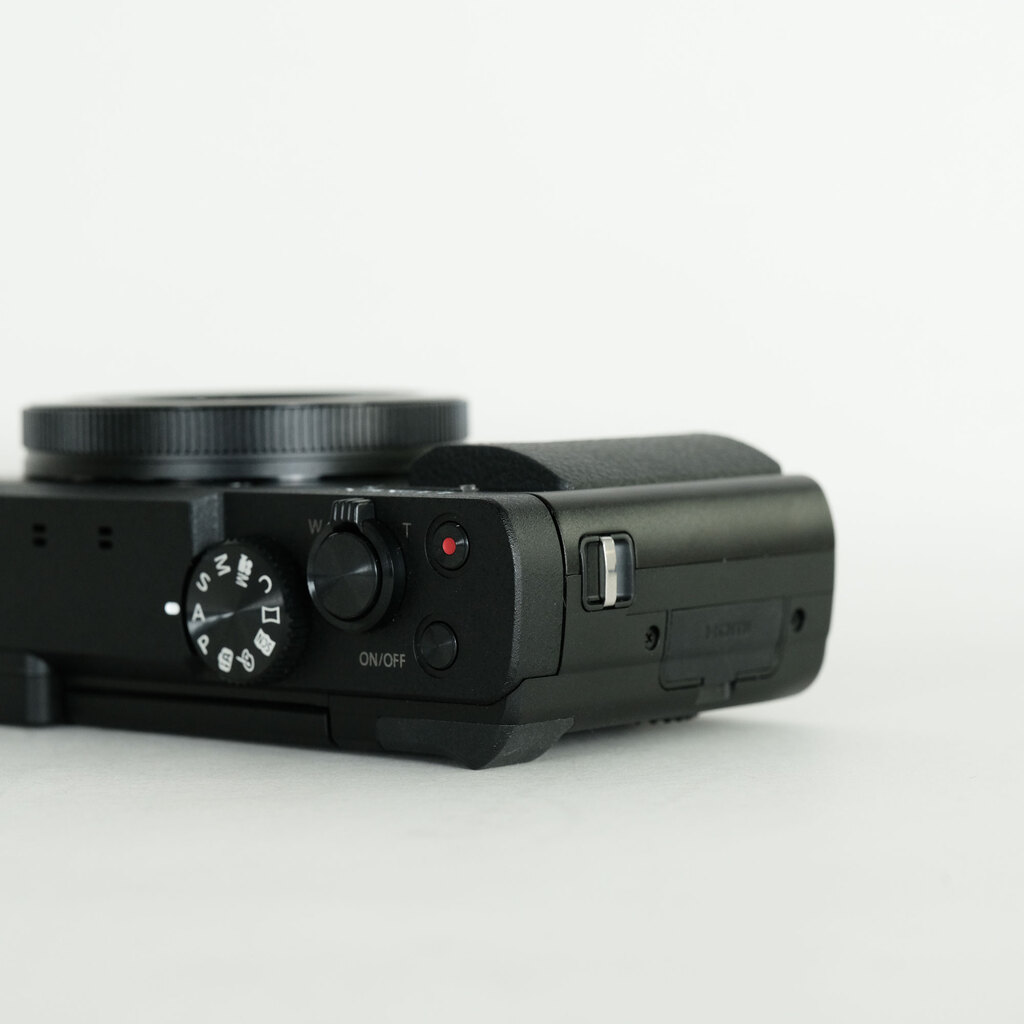 Panasonic LUMIX DC-TZ90 ブラック