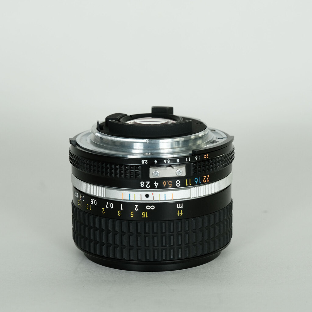 Nikon Ai Nikkor 28mm F2.8S