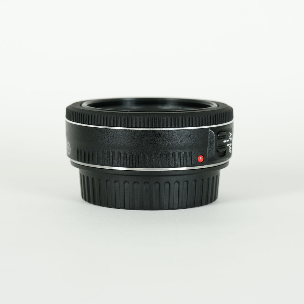 Canon EF40mm F2.8 STM Canon EF40mm F2.8 STM