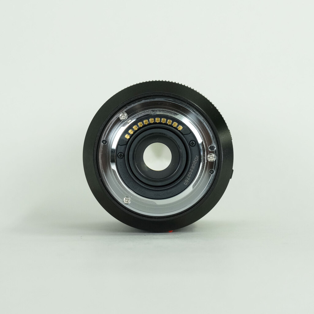 Panasonic LEICA DG VARIO-ELMARIT 12-60mm / F2.8-4.0 ASPH. / POWER O.I.S. Panasonic LEICA DG VARIO-ELMARIT 12-60mm / F2.8-4.0 ASPH. / POWER O.I.S.