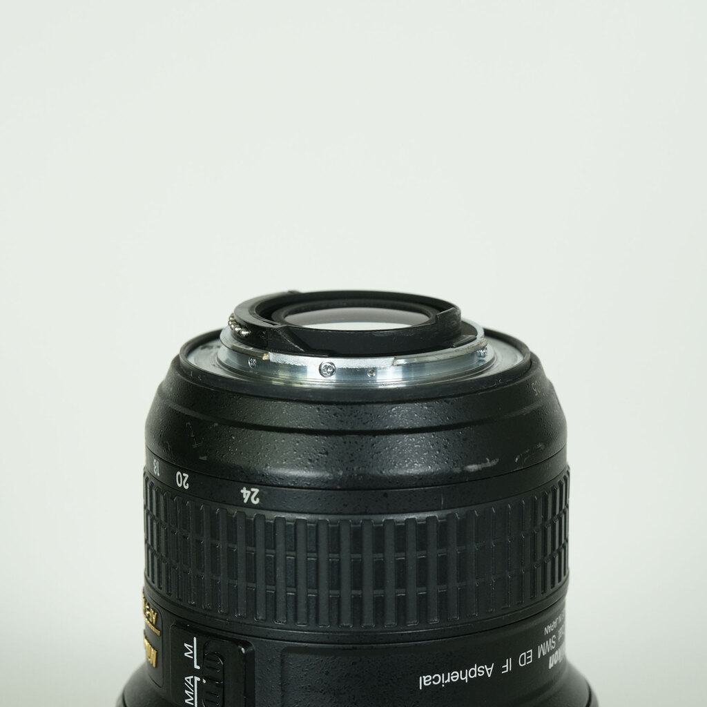 Nikon AF-S NIKKOR 14-24mm f/2.8G ED Nikon AF-S NIKKOR 14-24mm f/2.8G ED